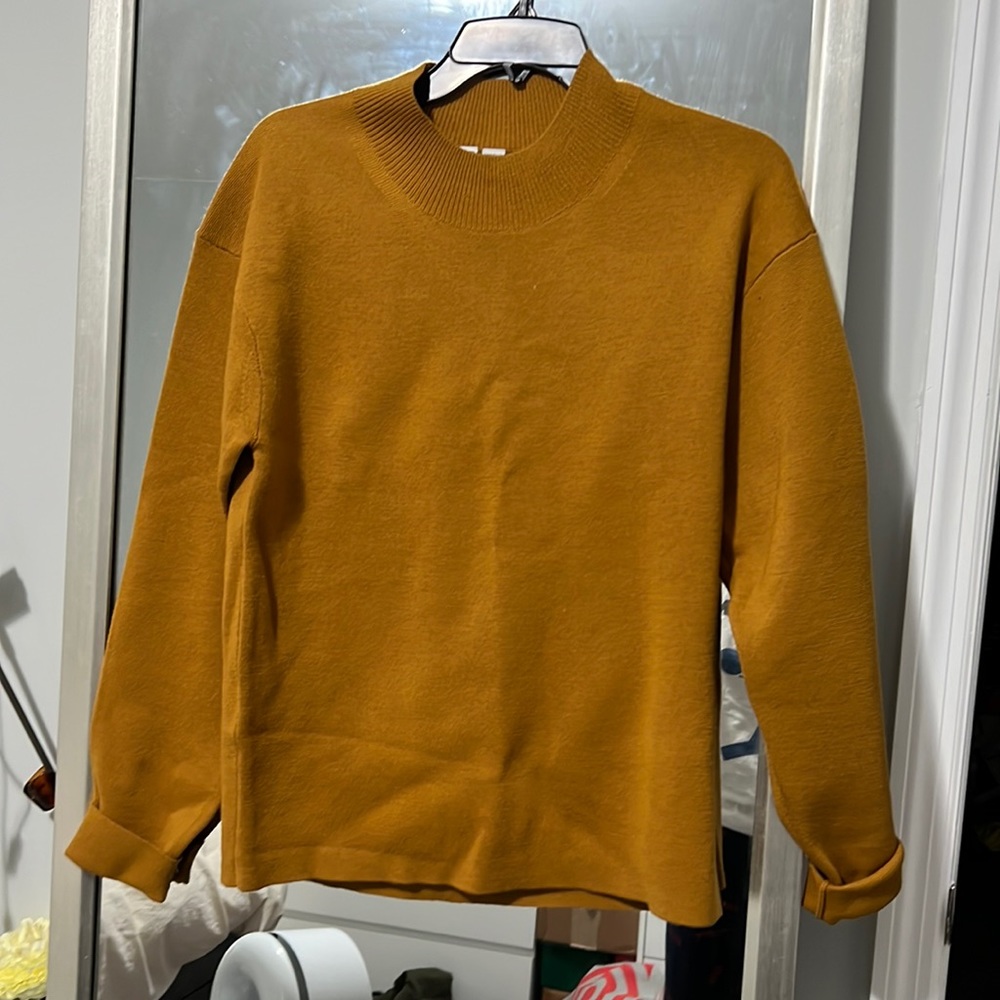 NWT uniqlo u wool mockneck Milano sweater Sz xs